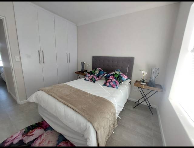 2 BEDROOM APARTMENT SOLD IN PROTEA HEIGHTS